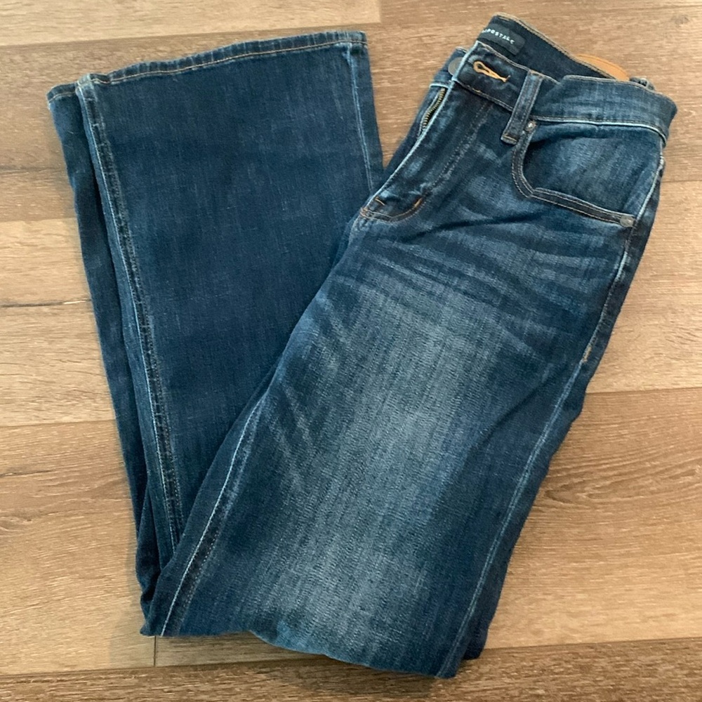 Aero High Rise Flare stretch jeans. Size 4 Regular. Dark Wash Flare Jeans. New!